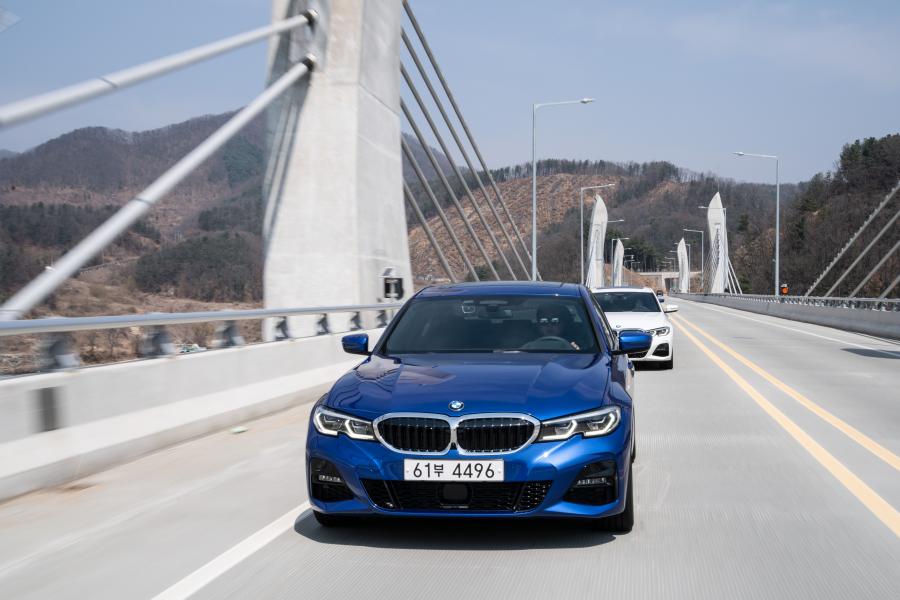  BMW 330i M Sport (G20) 2019 года  (KR) (фото 6 из 11)